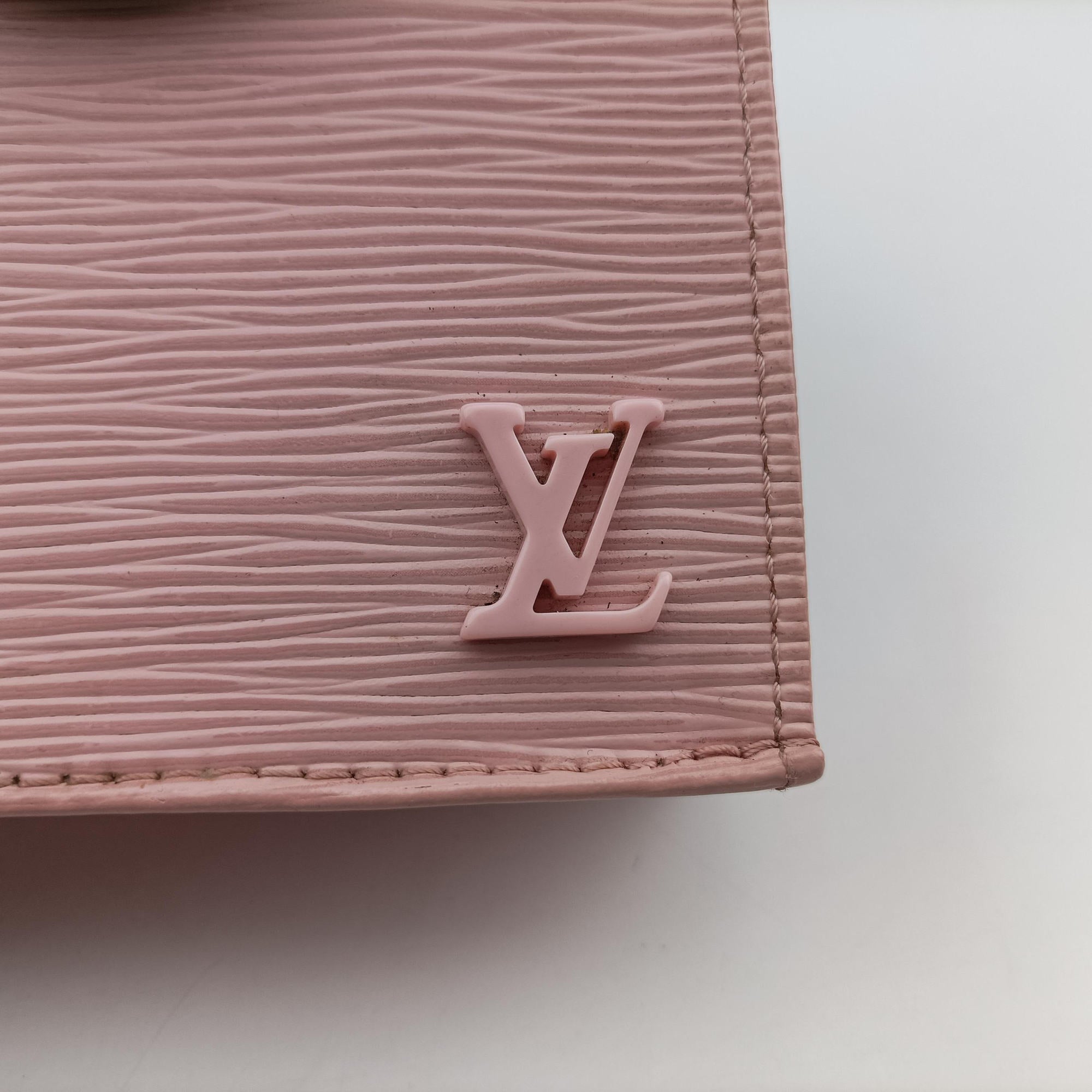 Pre-owned Louis Vuitton Petit Sac Plat ROSE BALLERIN Epi M69575 shoulderbag | stylenewstar