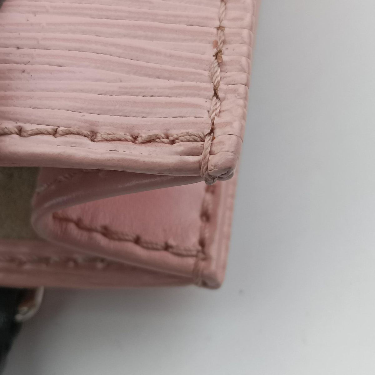 Pre-owned Louis Vuitton Petit Sac Plat ROSE BALLERIN Epi M69575 shoulderbag | stylenewstar