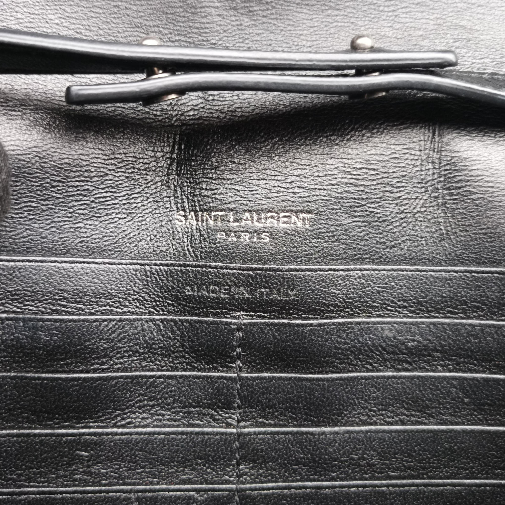 Pre-owned Yves Saint Laurent KATE Black Leather 377829 shoulderbag | stylenewstar