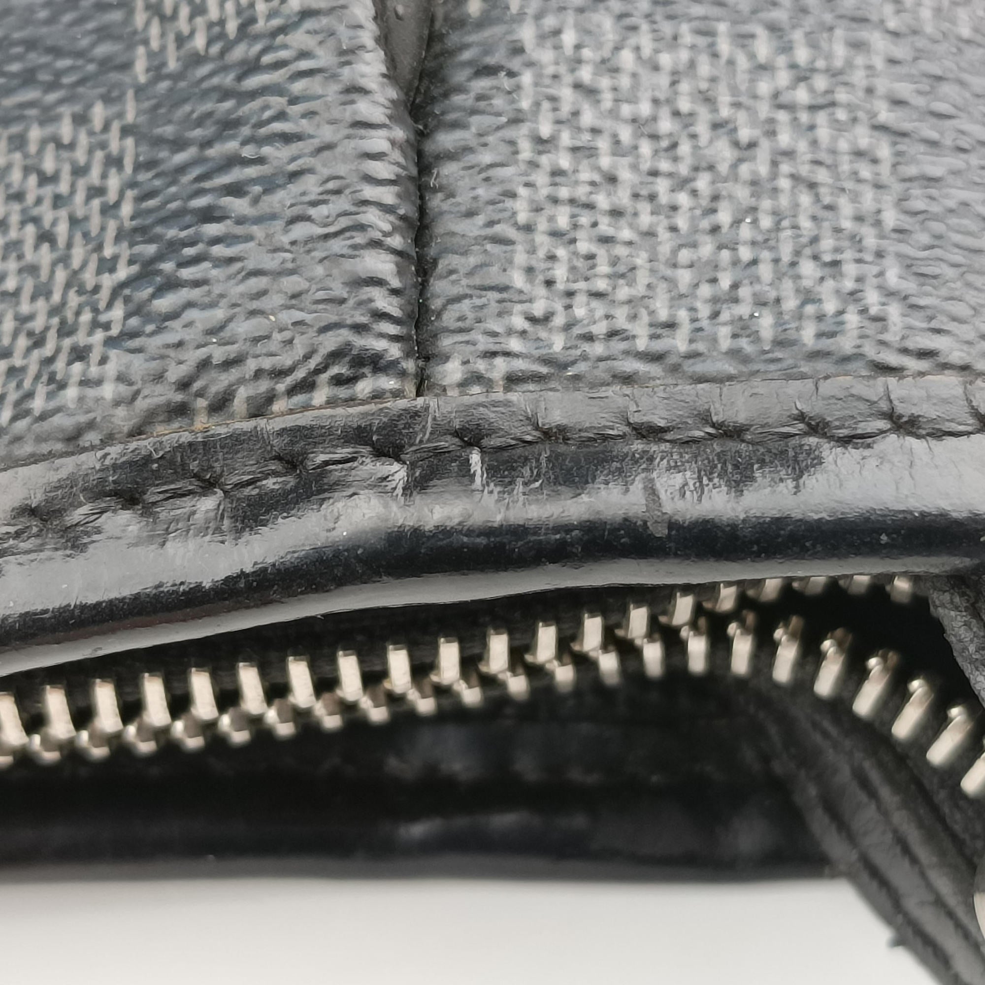 Pre-owned Louis Vuitton Tadao Graphite Damier Graphite N41259 handbag | stylenewstar