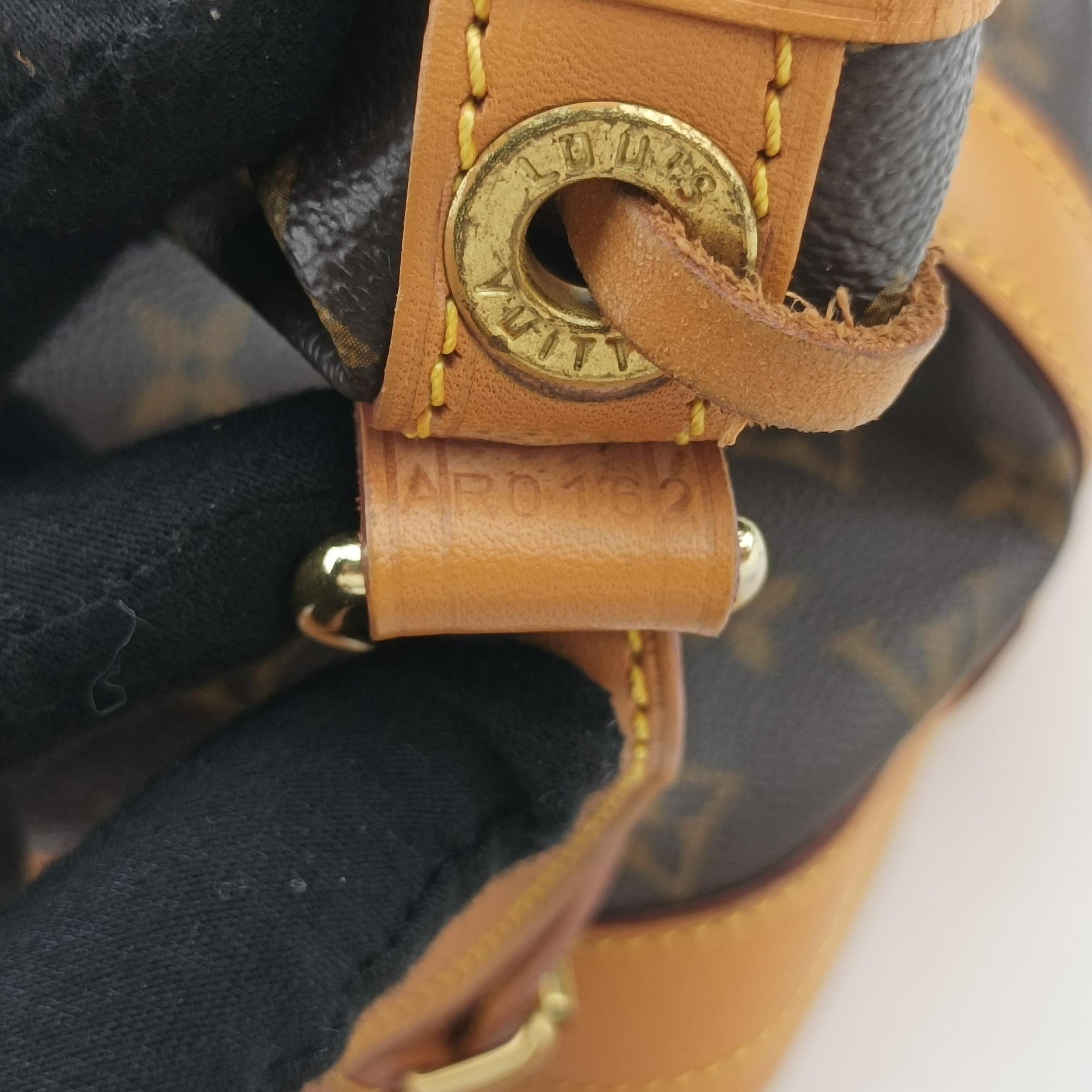 Pre-owned Louis Vuitton Noe Brown Monogram Canvas M42224 shoulderbag | stylenewstar
