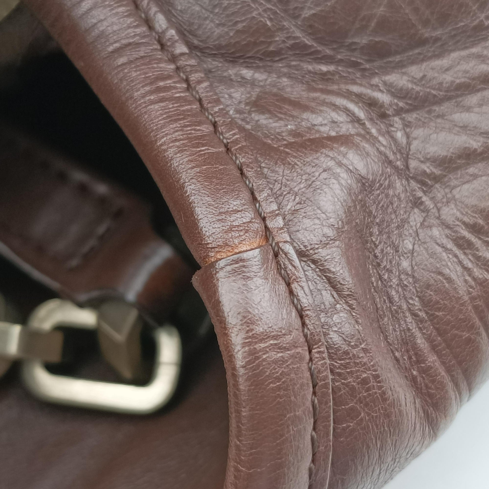 Pre-owned Louis Vuitton Whisper Moka Monogram Paris Souple Leather M95828 shoulderbag | stylenewstar