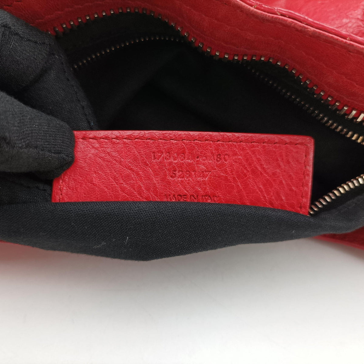 Pre-owned Balenciaga Giant City Red lambskin  shoulderbag | stylenewstar