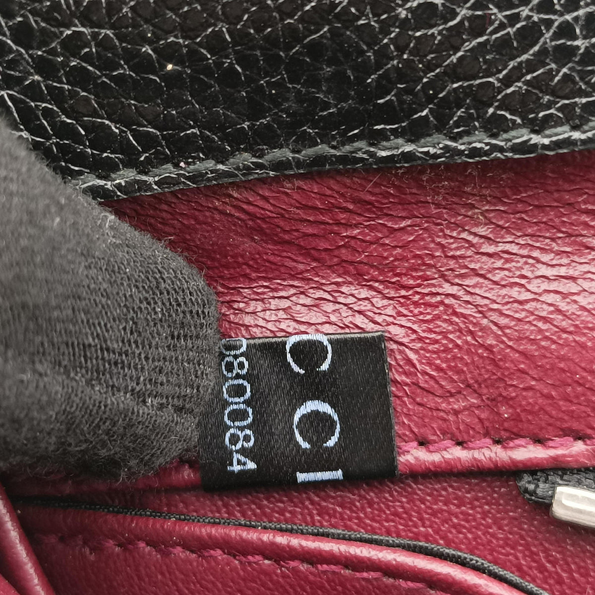 Pre-owned Gucci Zumi Black Leather 569712 shoulderbag | stylenewstar