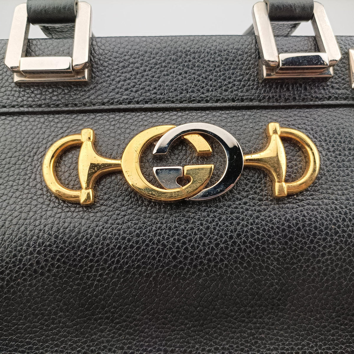 Pre-owned Gucci Zumi Black Leather 569712 shoulderbag | stylenewstar