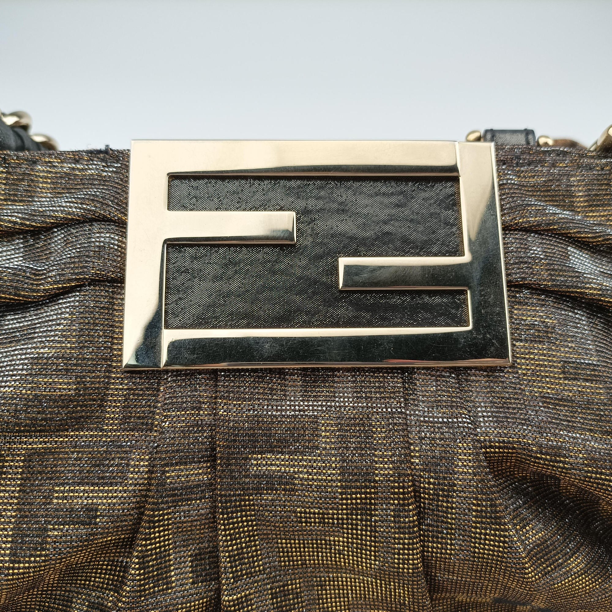 Pre-owned Fendi Mia Golden fabric 8BR616 shoulderbag | stylenewstar