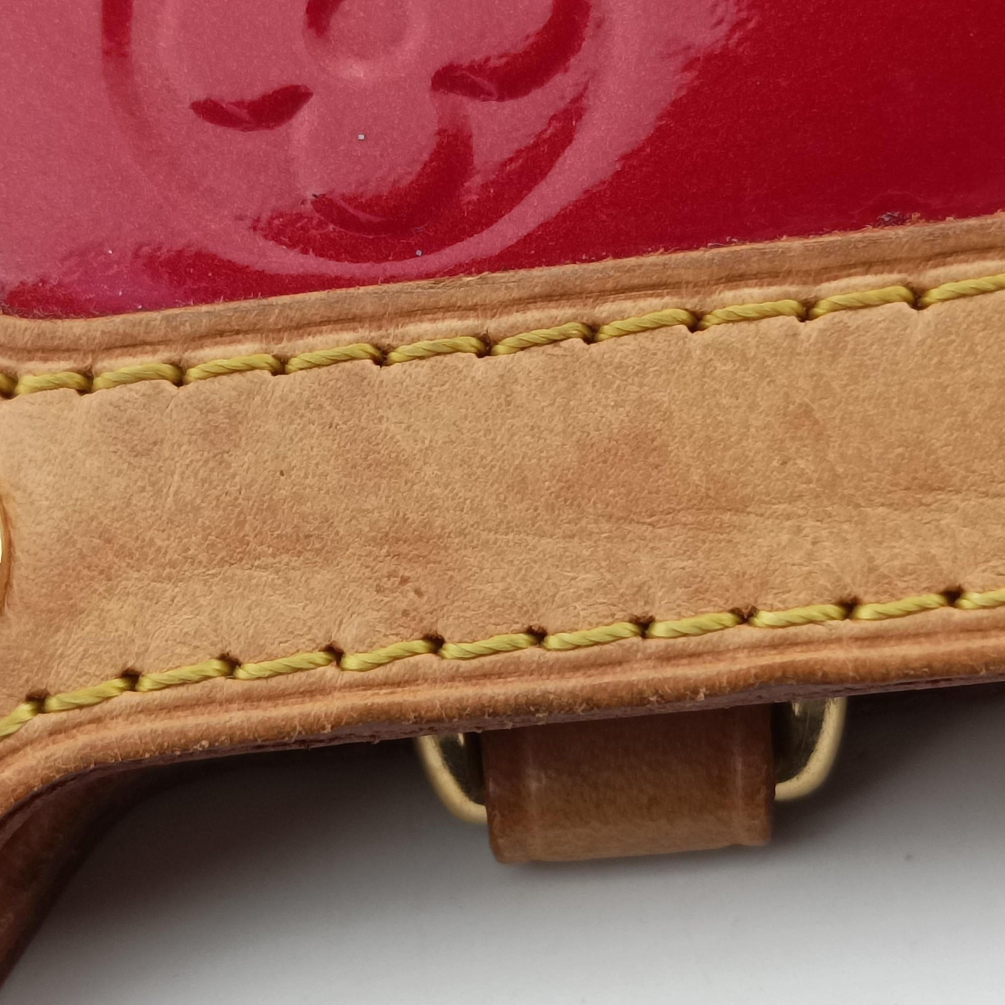 Pre-owned Louis Vuitton Roxbury Drive Pomme d'Amour Vernis M91987 handbag | stylenewstar