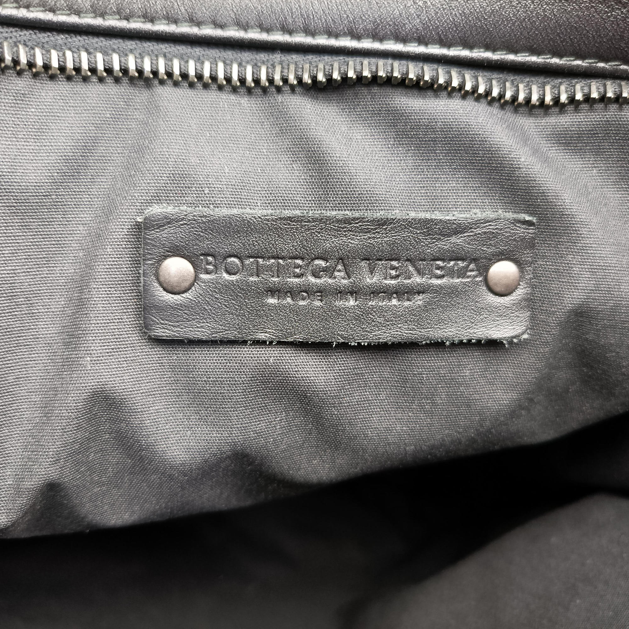 Pre-owned Bottega Veneta Intrecciato Black lambskin  shoulderbag | stylenewstar