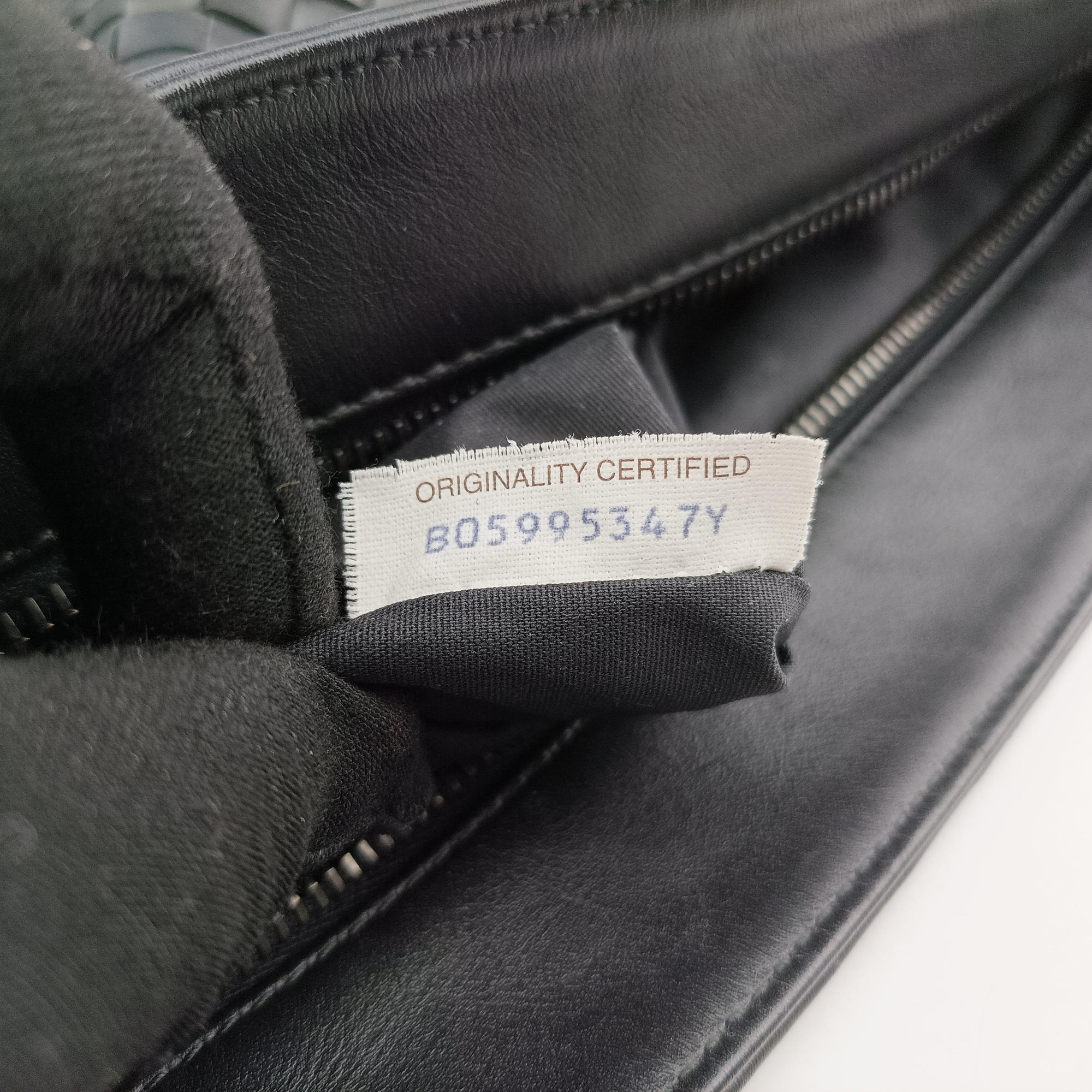 Pre-owned Bottega Veneta Intrecciato Black lambskin  shoulderbag | stylenewstar