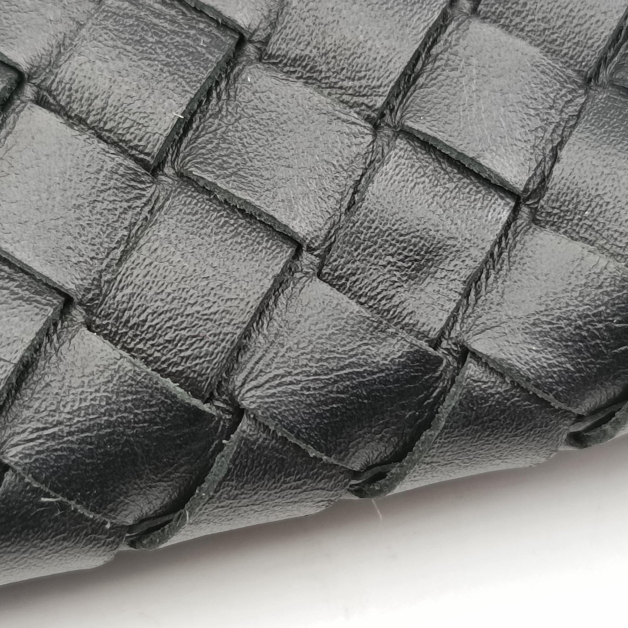 Pre-owned Bottega Veneta Intrecciato Black lambskin  shoulderbag | stylenewstar