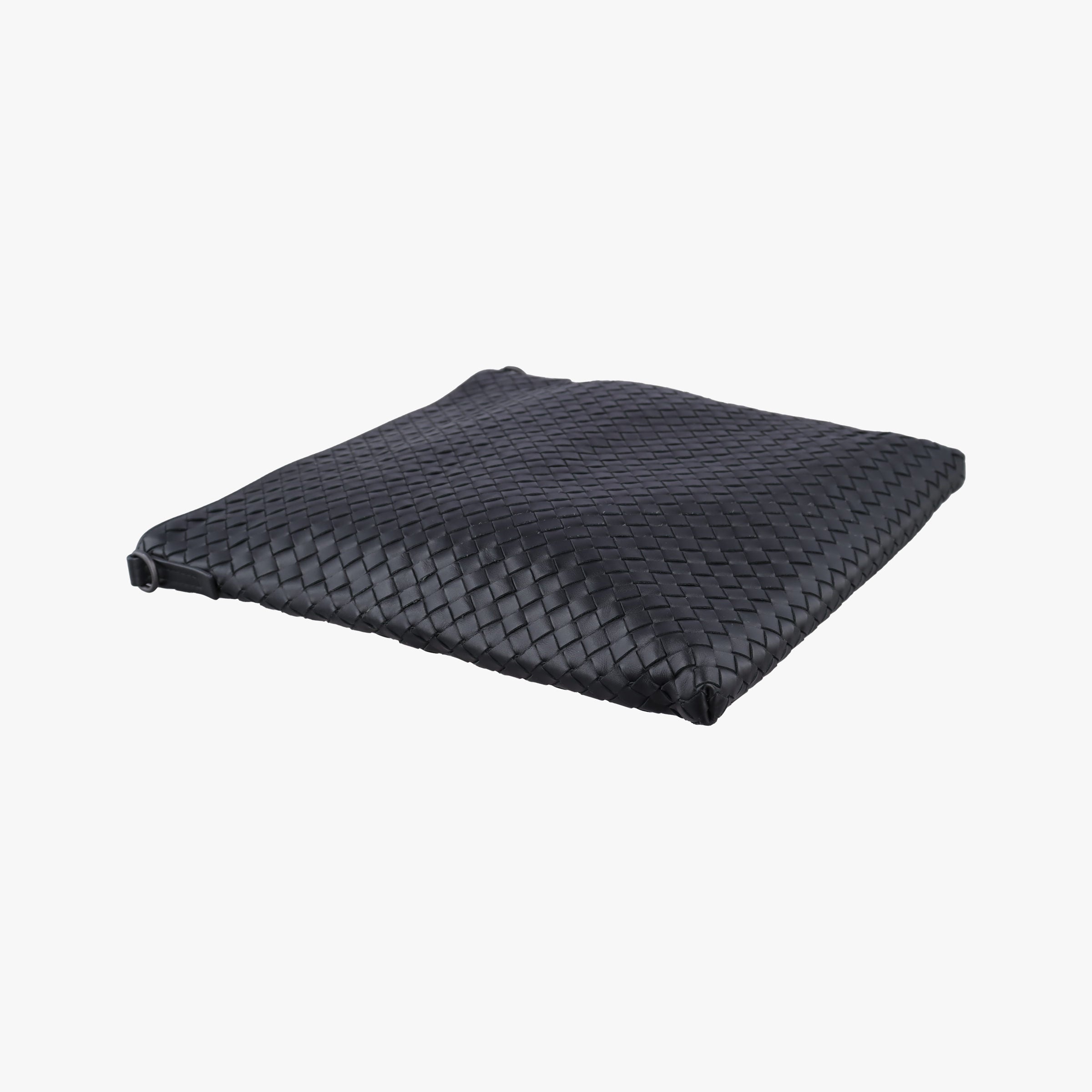 Pre-owned Bottega Veneta Intrecciato Black lambskin  shoulderbag | stylenewstar