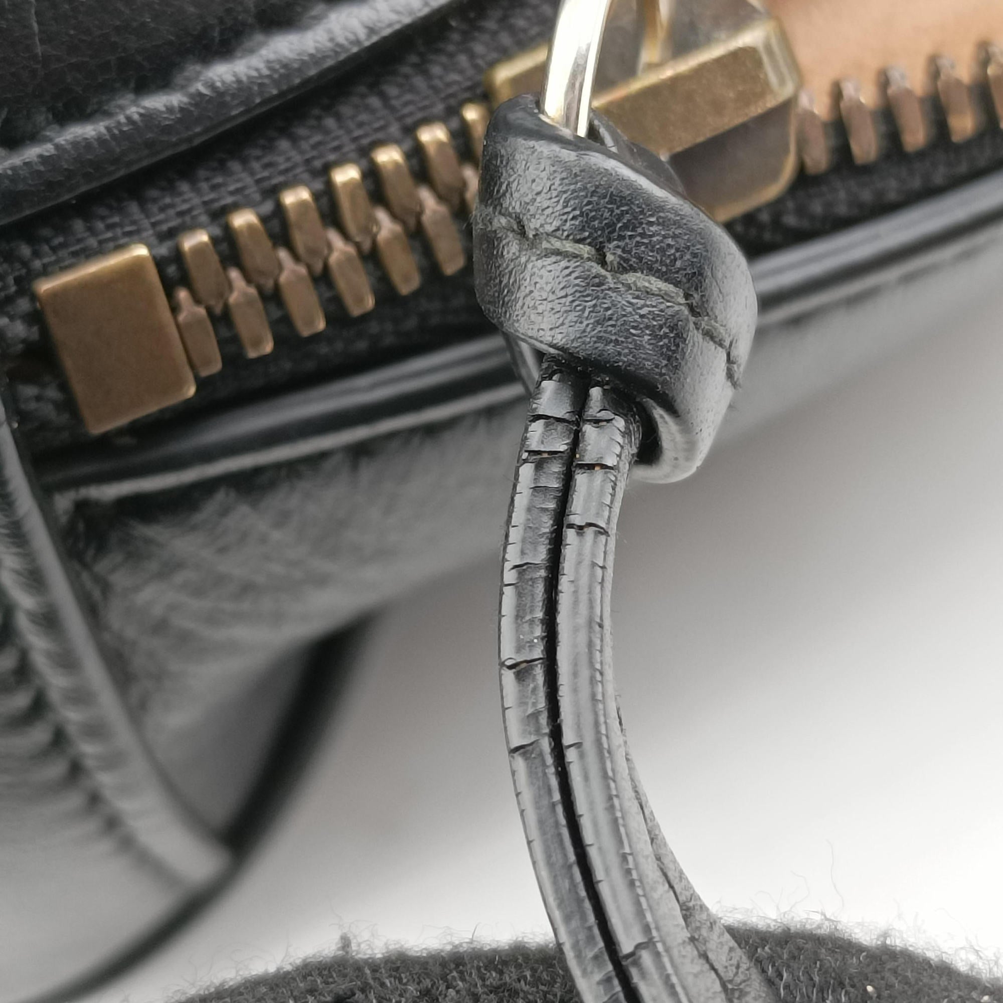 Pre-owned Gucci GG Marmont Black Leather 498100 shoulderbag | stylenewstar
