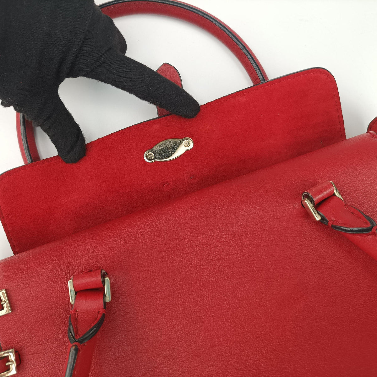 Pre-owned Valentino Buckle Strappy Satchel Red Leather  shoulderbag | stylenewstar