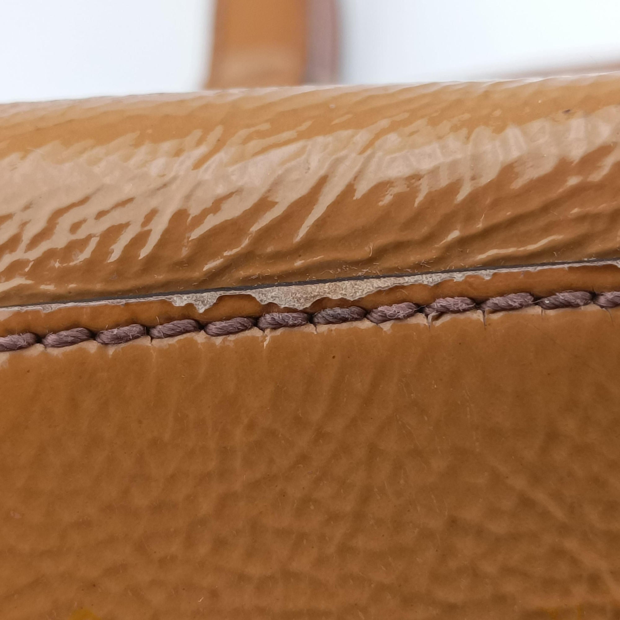 Secondhand Gucci Soho Beige Patent Leather 308362 shoulderbag | stylenewstar