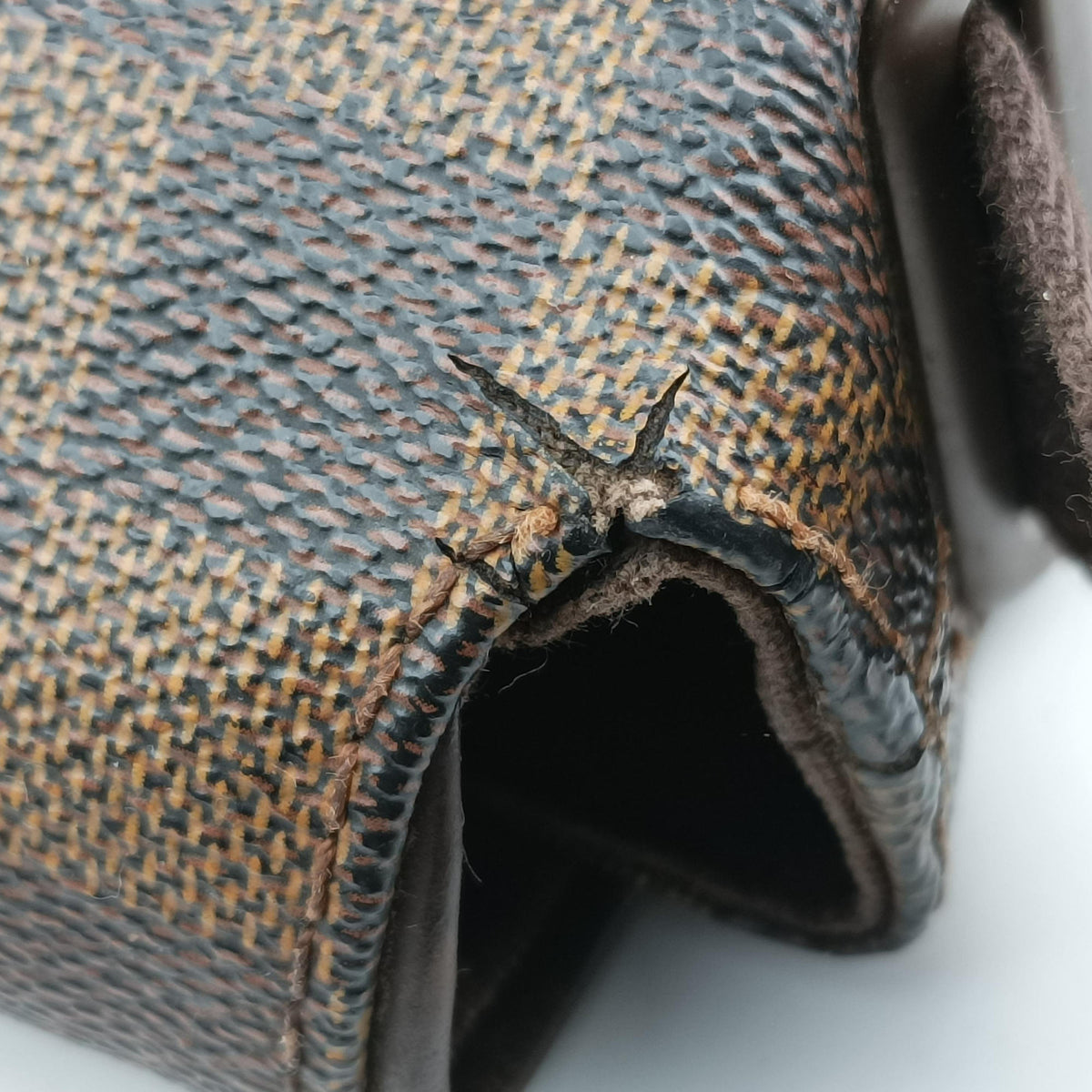 Secondhand Louis Vuitton BROOKLYN PM EBENE Damier Canvas N51210 shoulderbag | stylenewstar