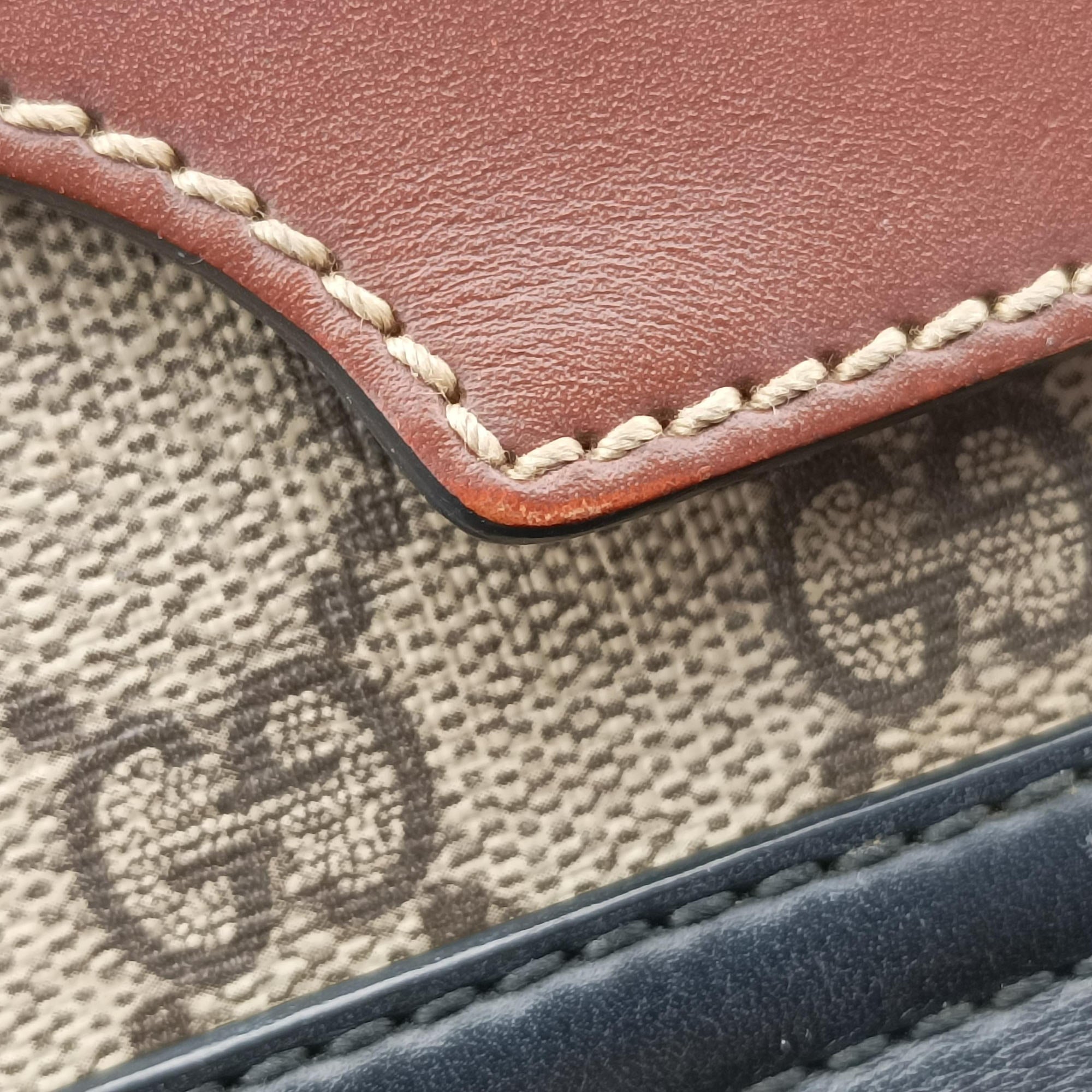 Pre-owned Gucci Padlock Beige×black PVC coated canvas×leather 453188 handbag | stylenewstar