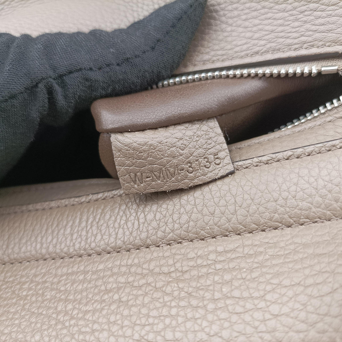 Pre-owned Celine Trapeze Grey Suede × leather  shoulderbag | stylenewstar
