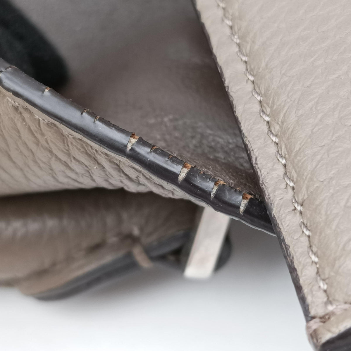 Pre-owned Celine Trapeze Grey Suede × leather  shoulderbag | stylenewstar