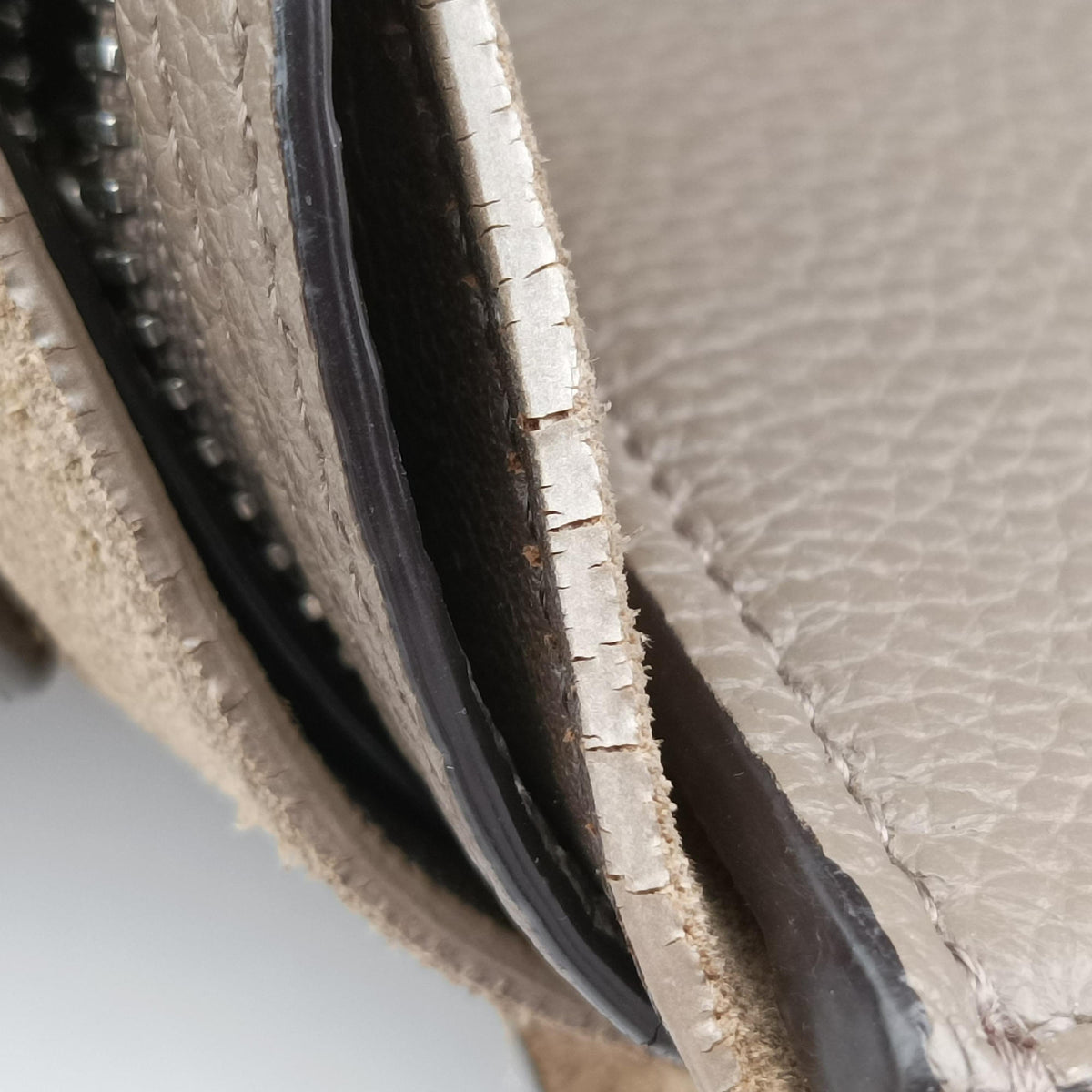 Pre-owned Celine Trapeze Grey Suede × leather  shoulderbag | stylenewstar