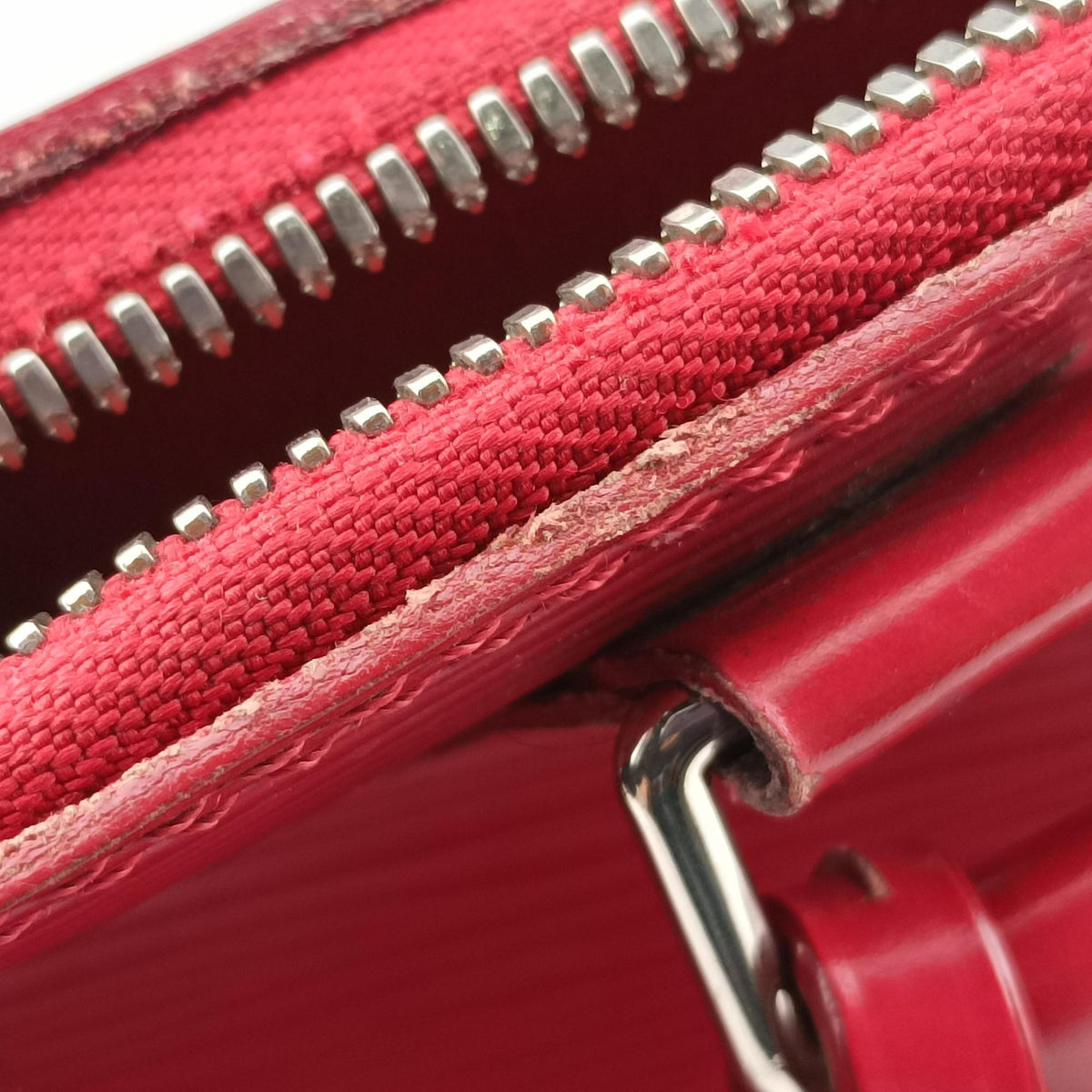 Pre-owned Louis Vuitton Alma GM Carmine Epi M40486 handbag | stylenewstar