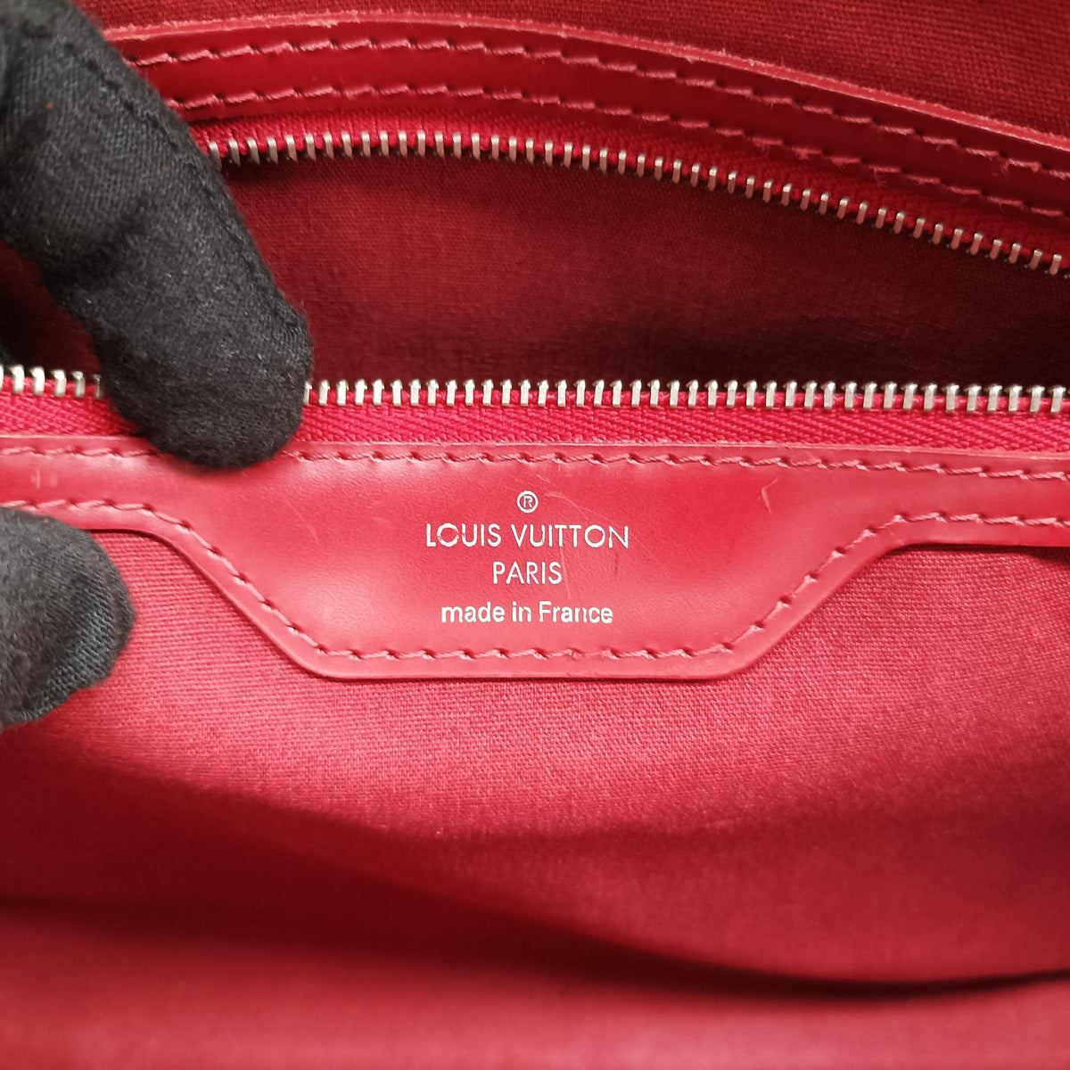 Secondhand Louis Vuitton Brea MM Rubis Epi M4030E shoulderbag | stylenewstar