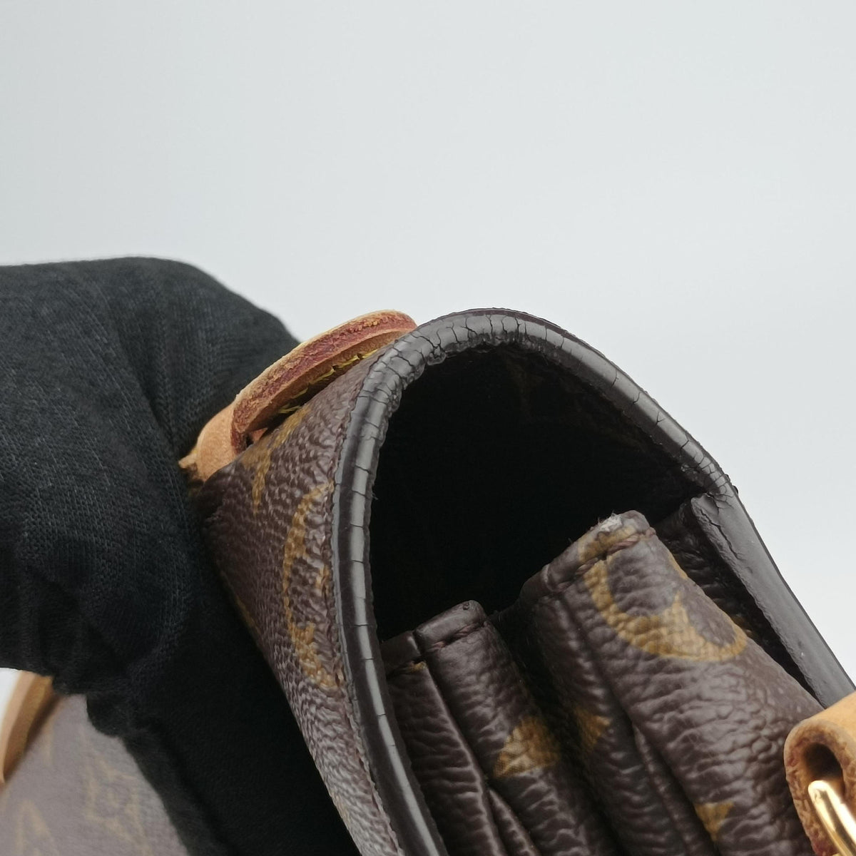 Vintage Louis Vuitton Pochette Metis MM Brown Monogram Canvas M44875 shoulderbag | stylenewstar