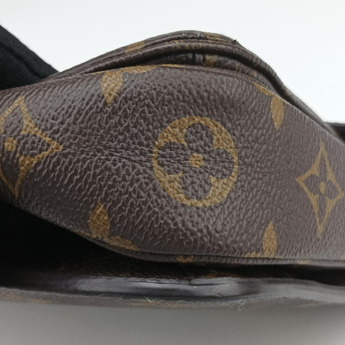 Vintage Louis Vuitton Pochette Metis MM Brown Monogram Canvas M44875 shoulderbag | stylenewstar