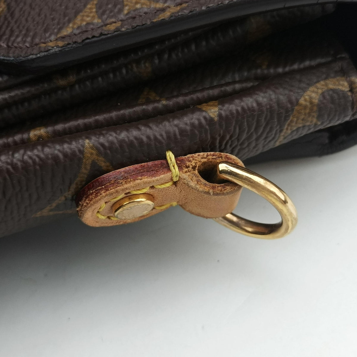 Vintage Louis Vuitton Pochette Metis MM Brown Monogram Canvas M44875 shoulderbag | stylenewstar
