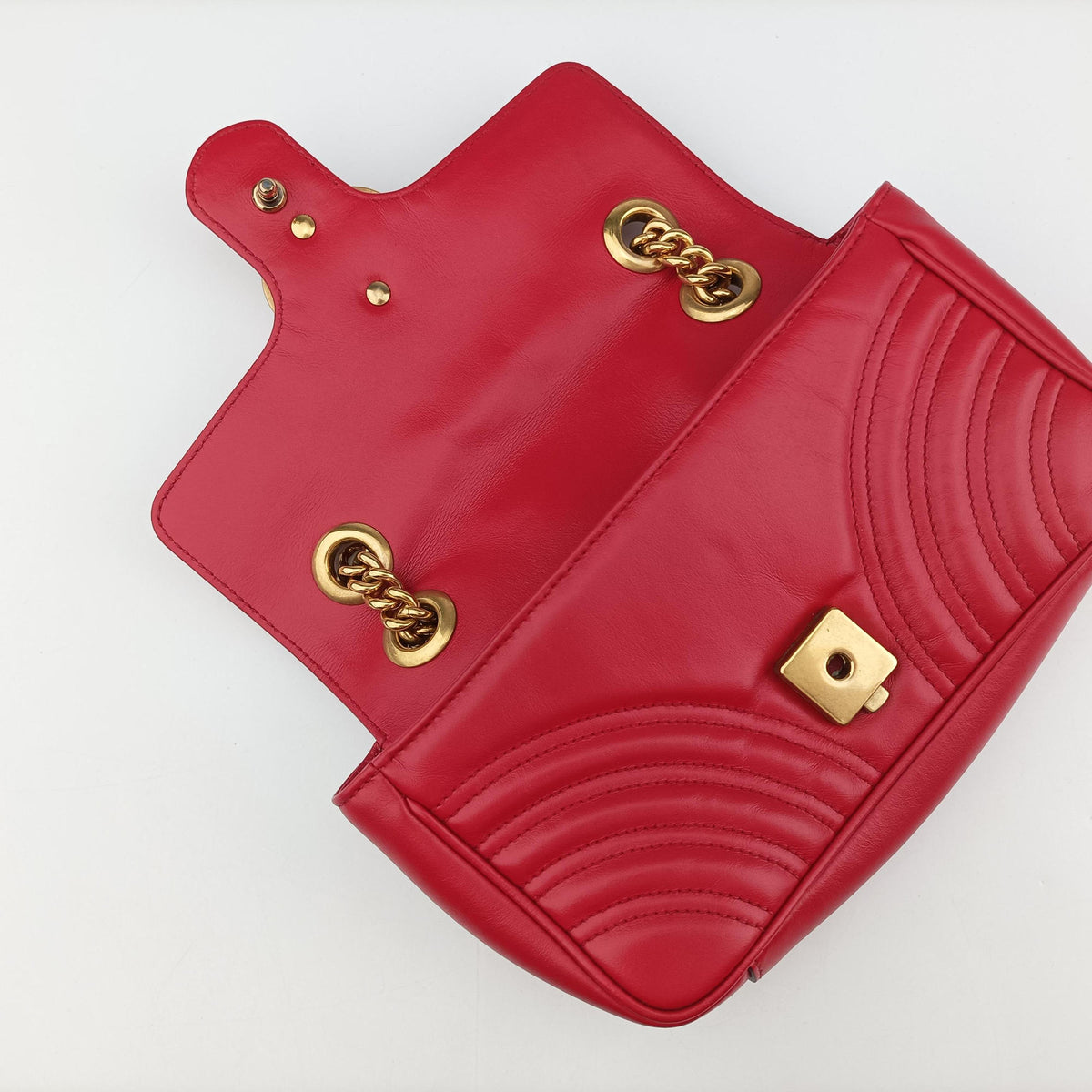 Pre-owned Gucci GG Marmont Red Leather 446744 shoulderbag | stylenewstar