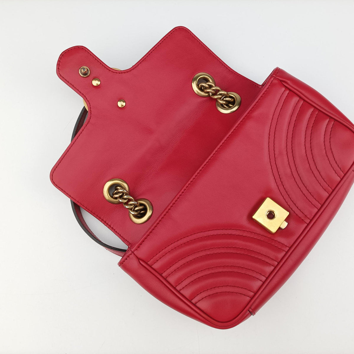 Pre-owned Gucci GG Marmont Red Leather 446744 shoulderbag | stylenewstar