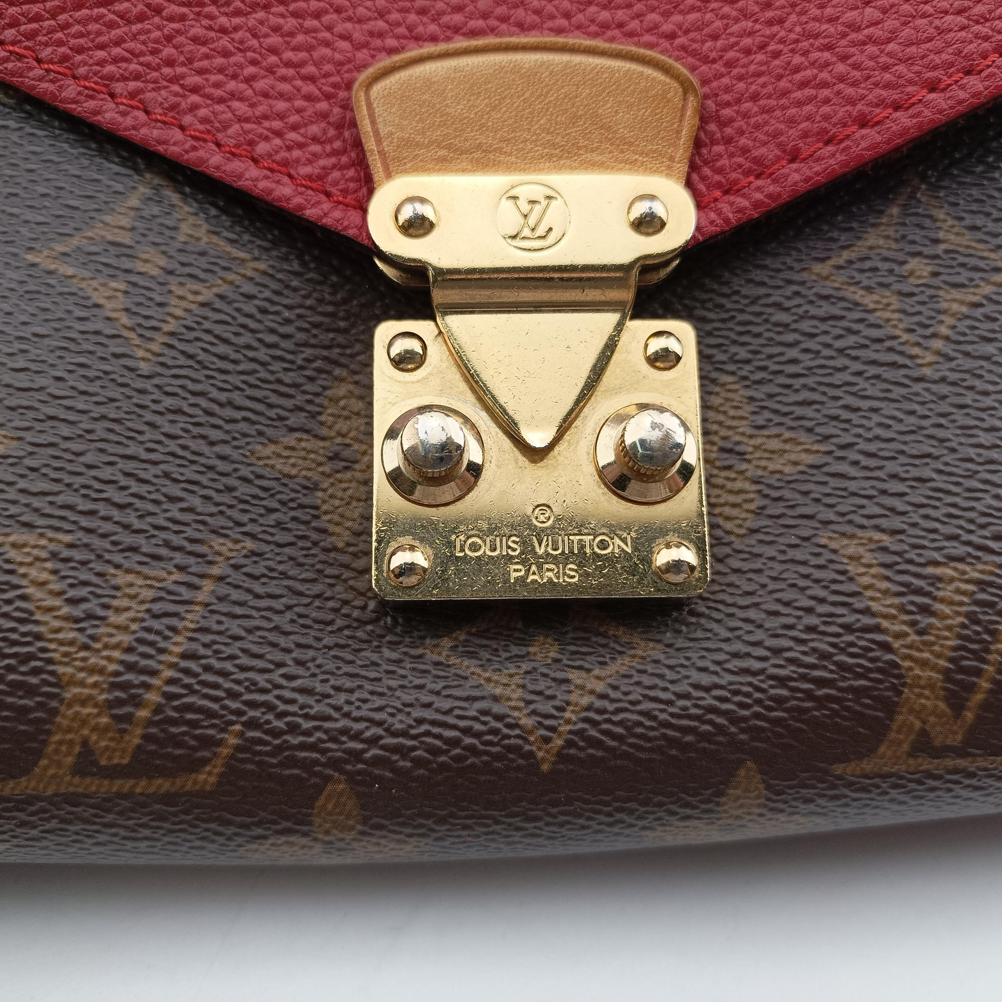 Pre-owned Louis Vuitton PALLAS Chain Brown×CERISE Monogram Canvas×calf leather M41201 shoulderbag | stylenewstar