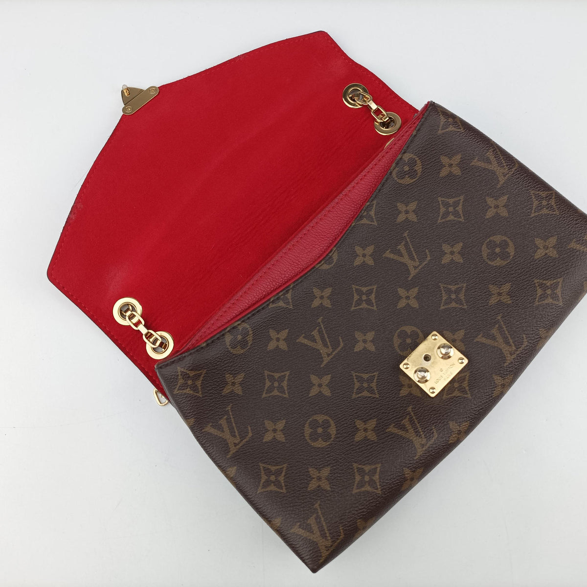 Pre-owned Louis Vuitton PALLAS Chain Brown×CERISE Monogram Canvas×calf leather M41201 shoulderbag | stylenewstar