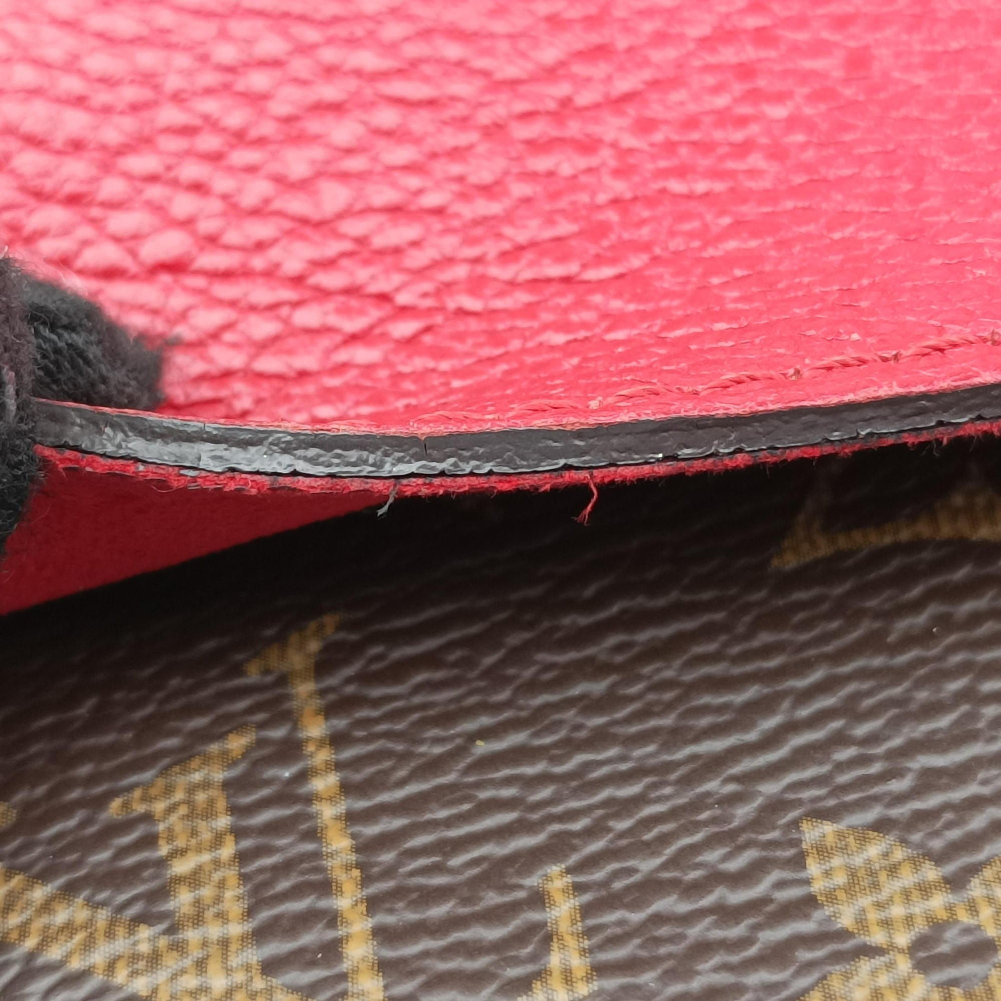 Secondhand Louis Vuitton PALLAS Chain Brown×CERISE Monogram Canvas×calf leather M41201 shoulderbag | stylenewstar