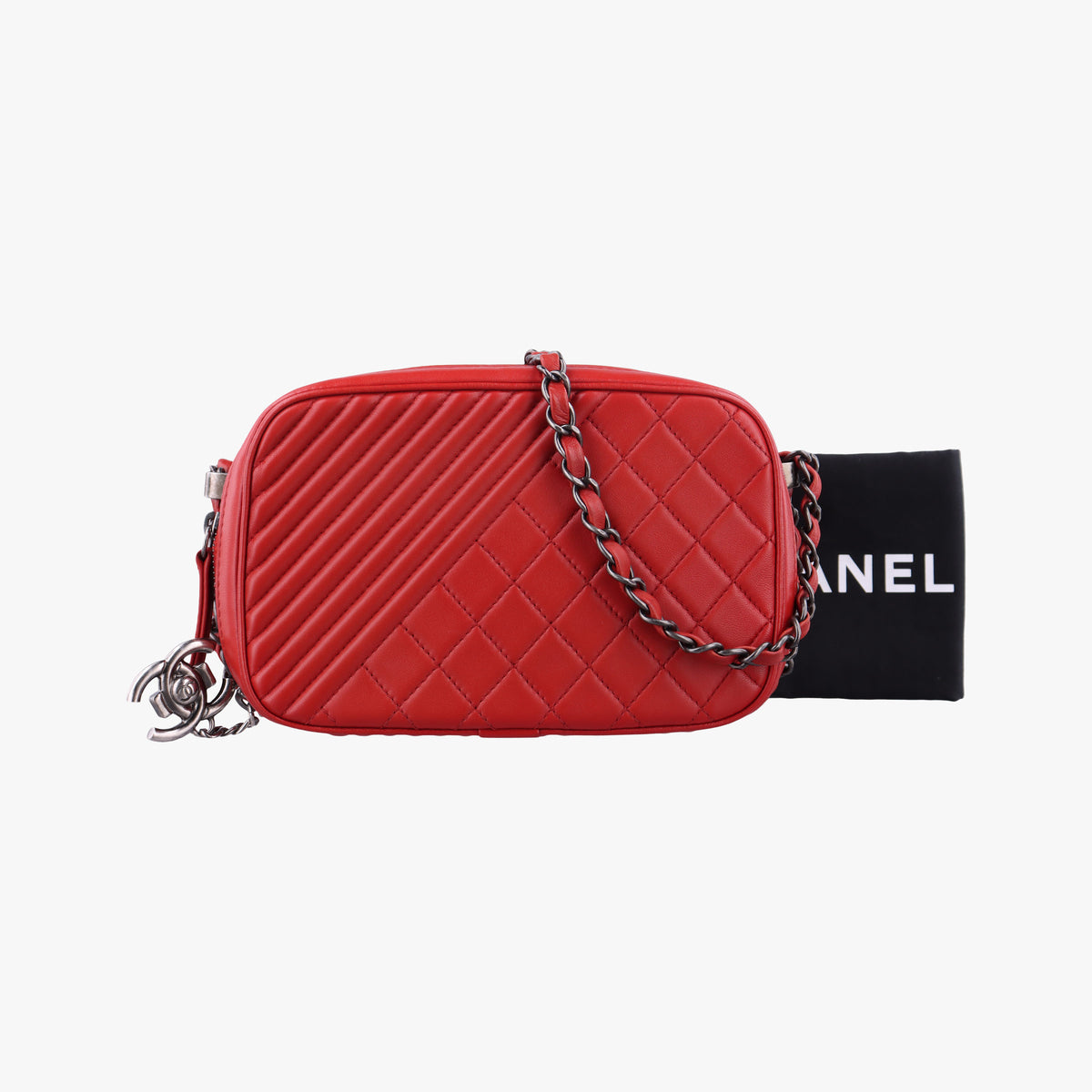 Secondhand Chanel Coco Boy Camera Case Red lambskin A92655 shoulderbag | stylenewstar