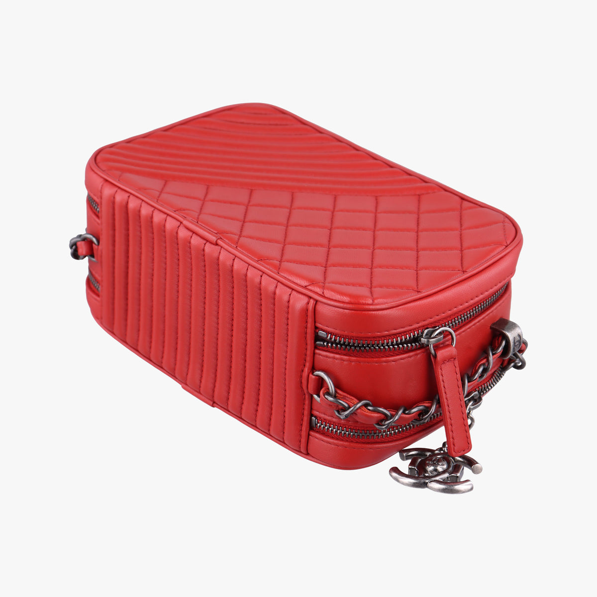 Secondhand Chanel Coco Boy Camera Case Red lambskin A92655 shoulderbag | stylenewstar