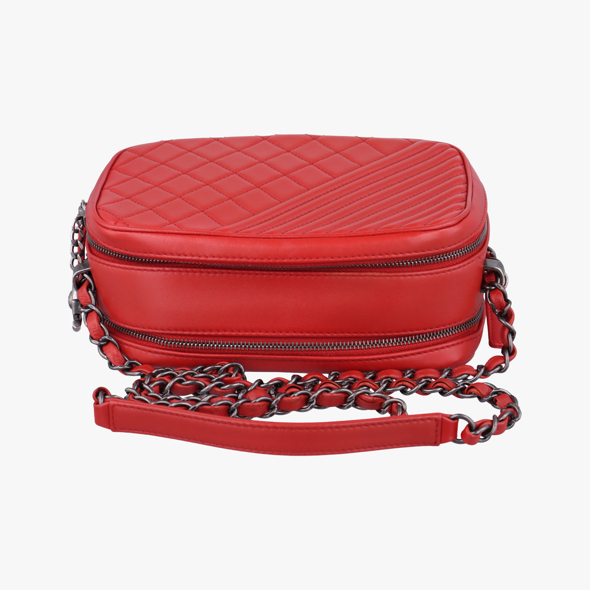 Secondhand Chanel Coco Boy Camera Case Red lambskin A92655 shoulderbag | stylenewstar