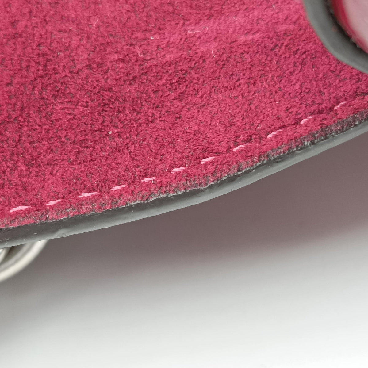 Pre-owned Louis Vuitton Twist PM Rouge Vernis M50319 shoulderbag | stylenewstar