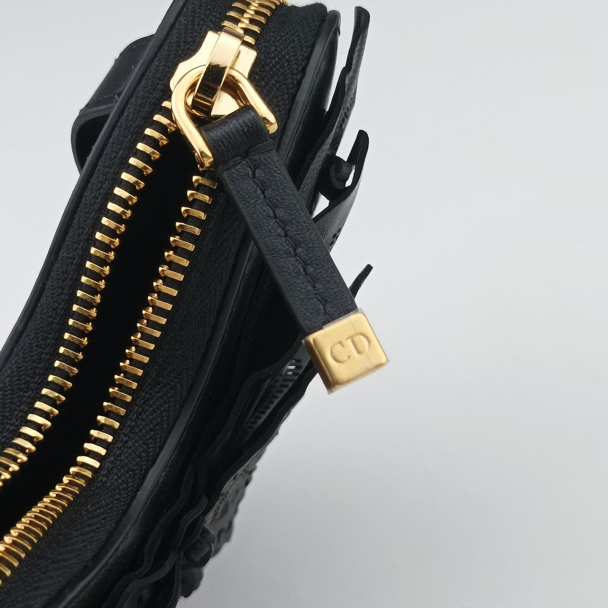Pre-owned Christian Dior 30 Montaigne Removable Black Lambskin  bum bag/waist bag | stylenewstar