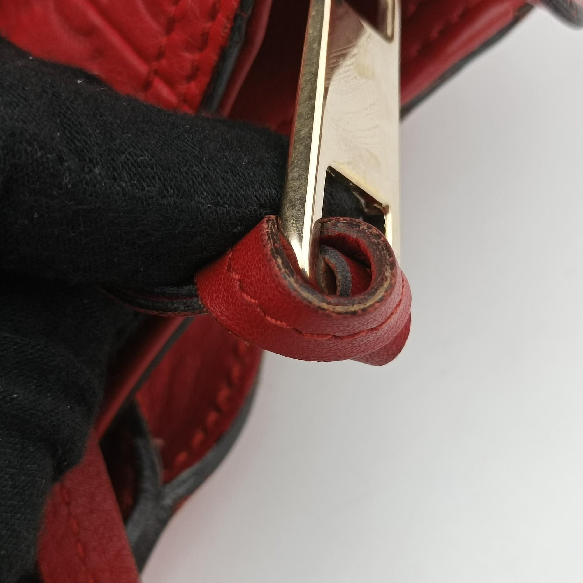 Secondhand Gucci Miss GG Top Handle Red Leather 323675 shoulderbag | stylenewstar