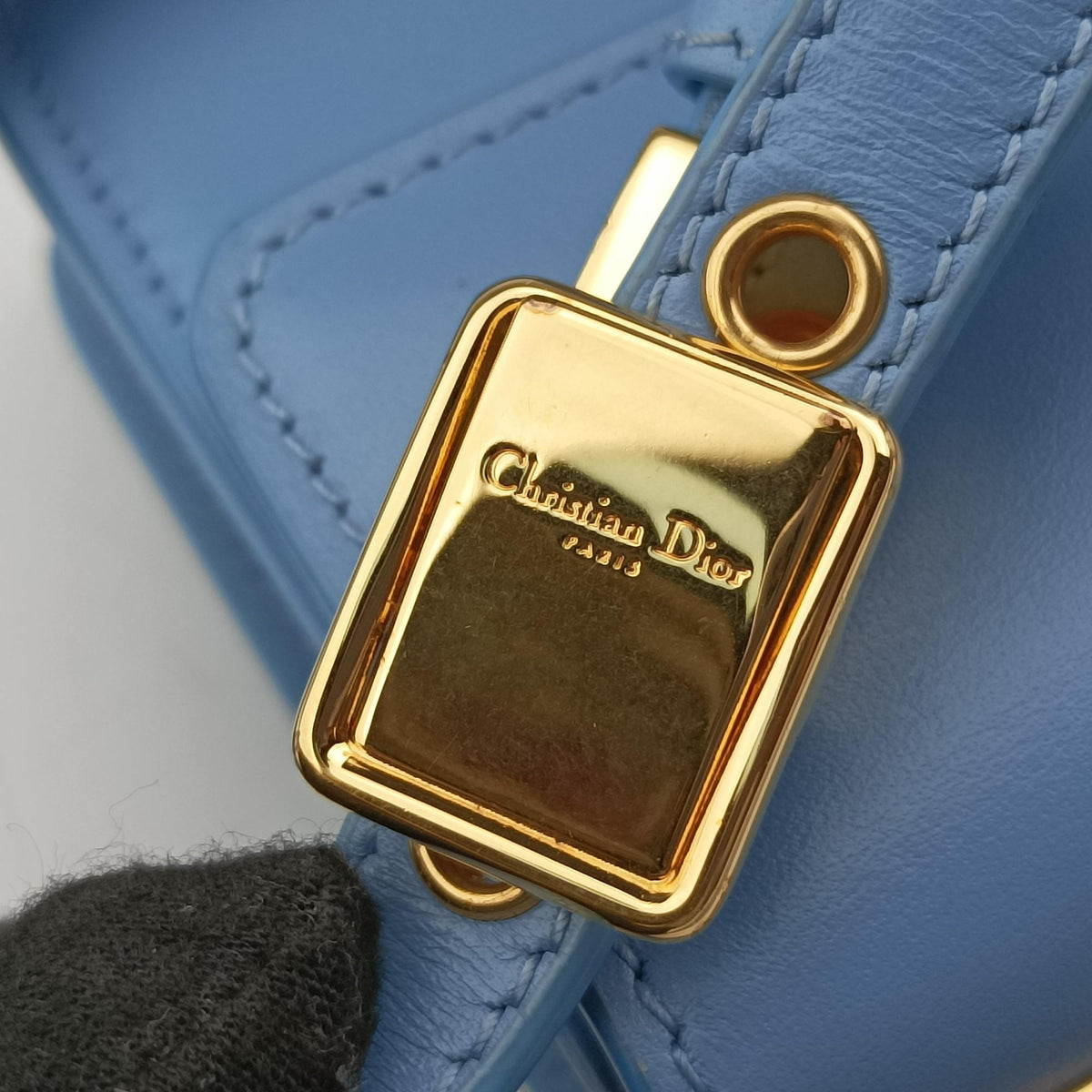 Vintage Christian Dior 30 Montaigne Blue Leather  shoulderbag | stylenewstar