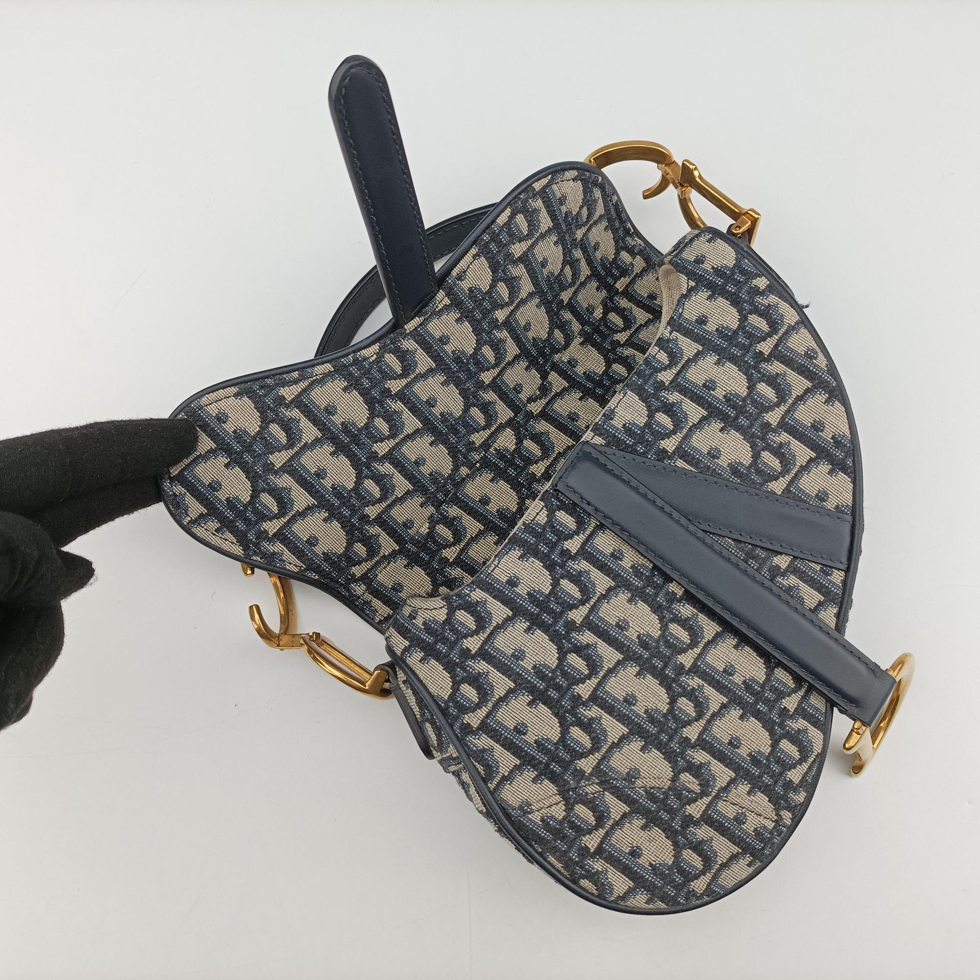 Pre-owned Christian Dior Saddle Navy Jacquard × Leather  handbag | stylenewstar