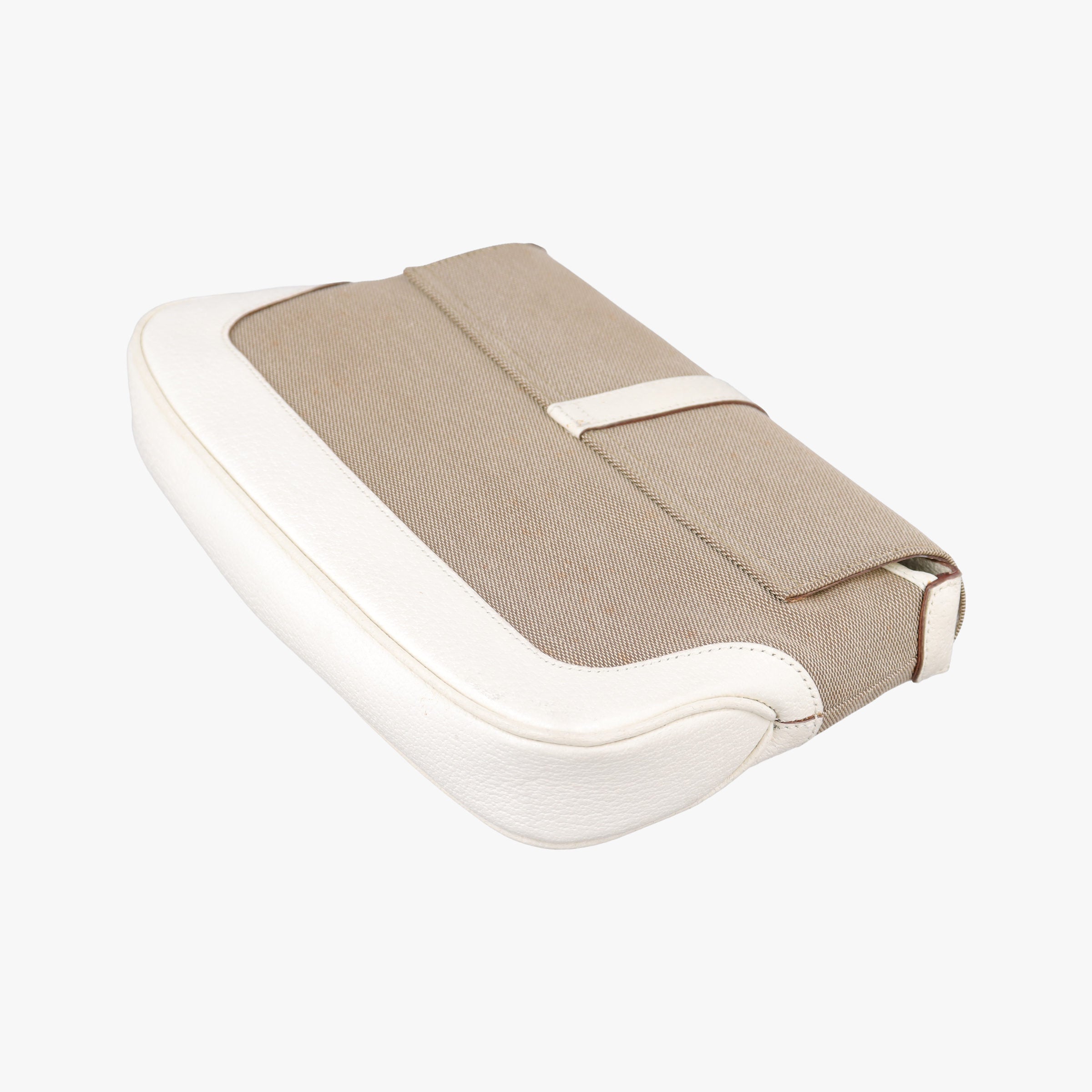 Secondhand Gucci Hobo White× Beige Canvas × Leather 001.38 shoulderbag | stylenewstar