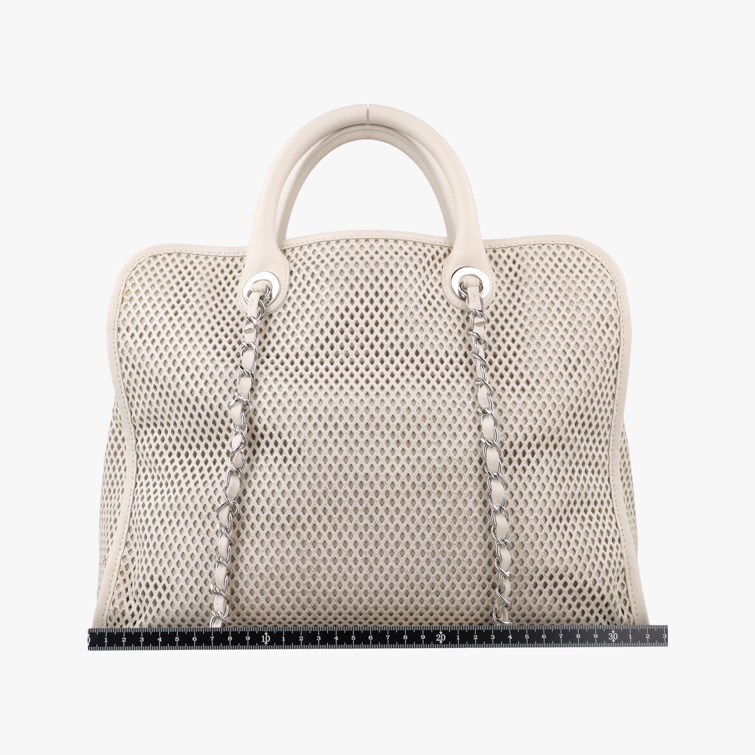 Pre-owned Chanel Up in the Air Perforated French Riviera  White lambskin A67654 shoulderbag | stylenewstar