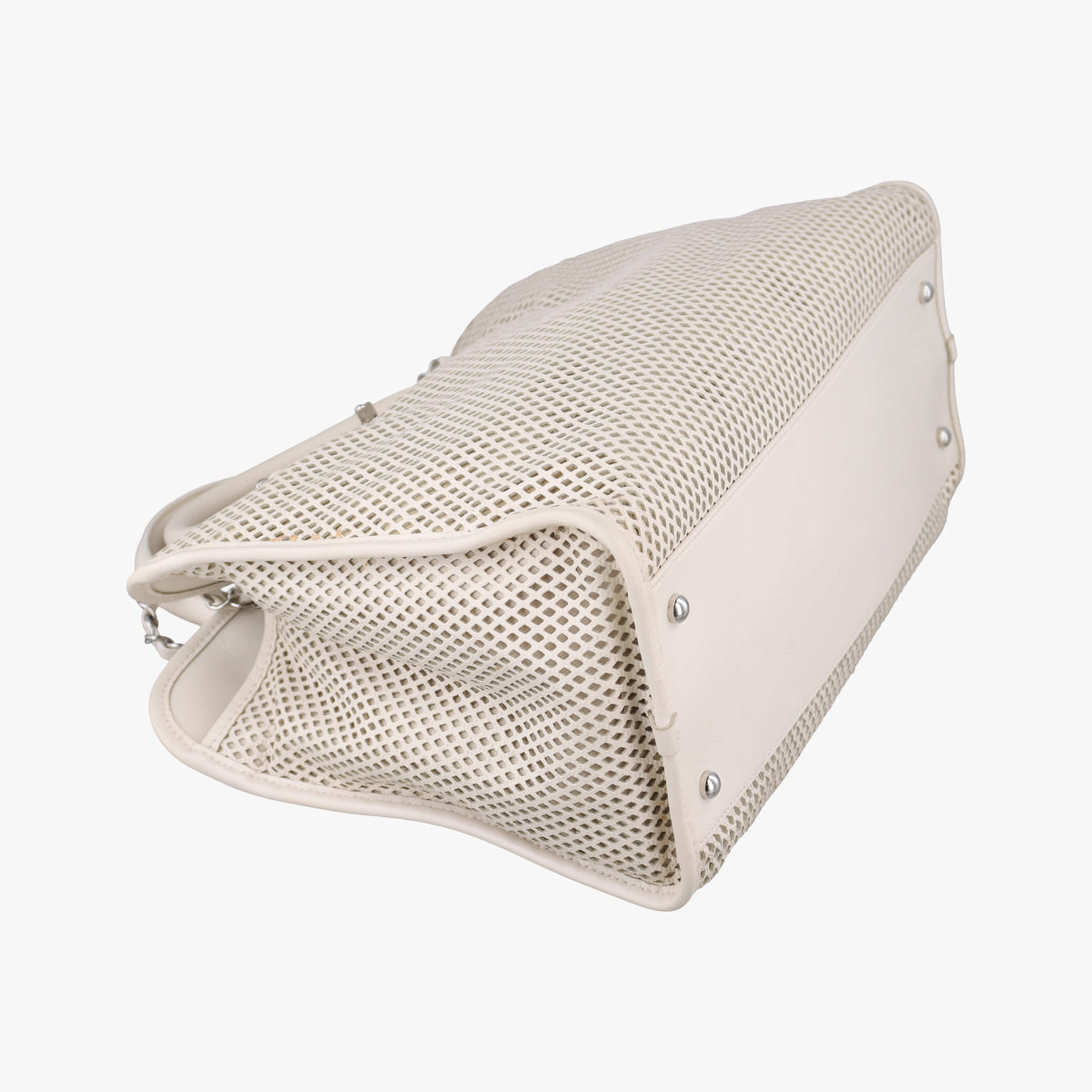 Pre-owned Chanel Up in the Air Perforated French Riviera  White lambskin A67654 shoulderbag | stylenewstar