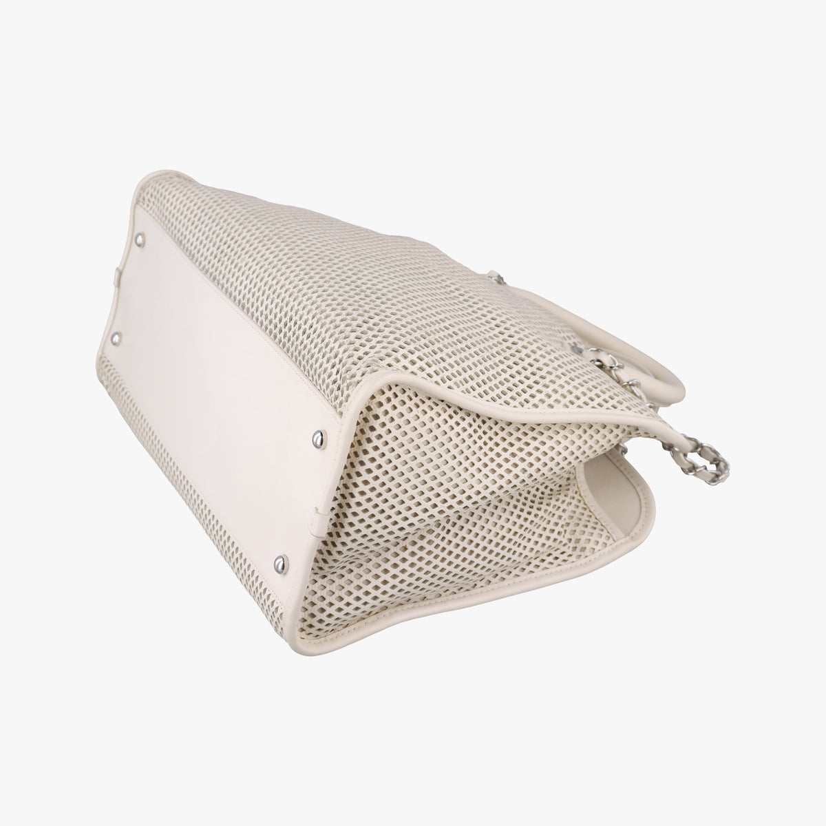 Pre-owned Chanel Up in the Air Perforated French Riviera  White lambskin A67654 shoulderbag | stylenewstar
