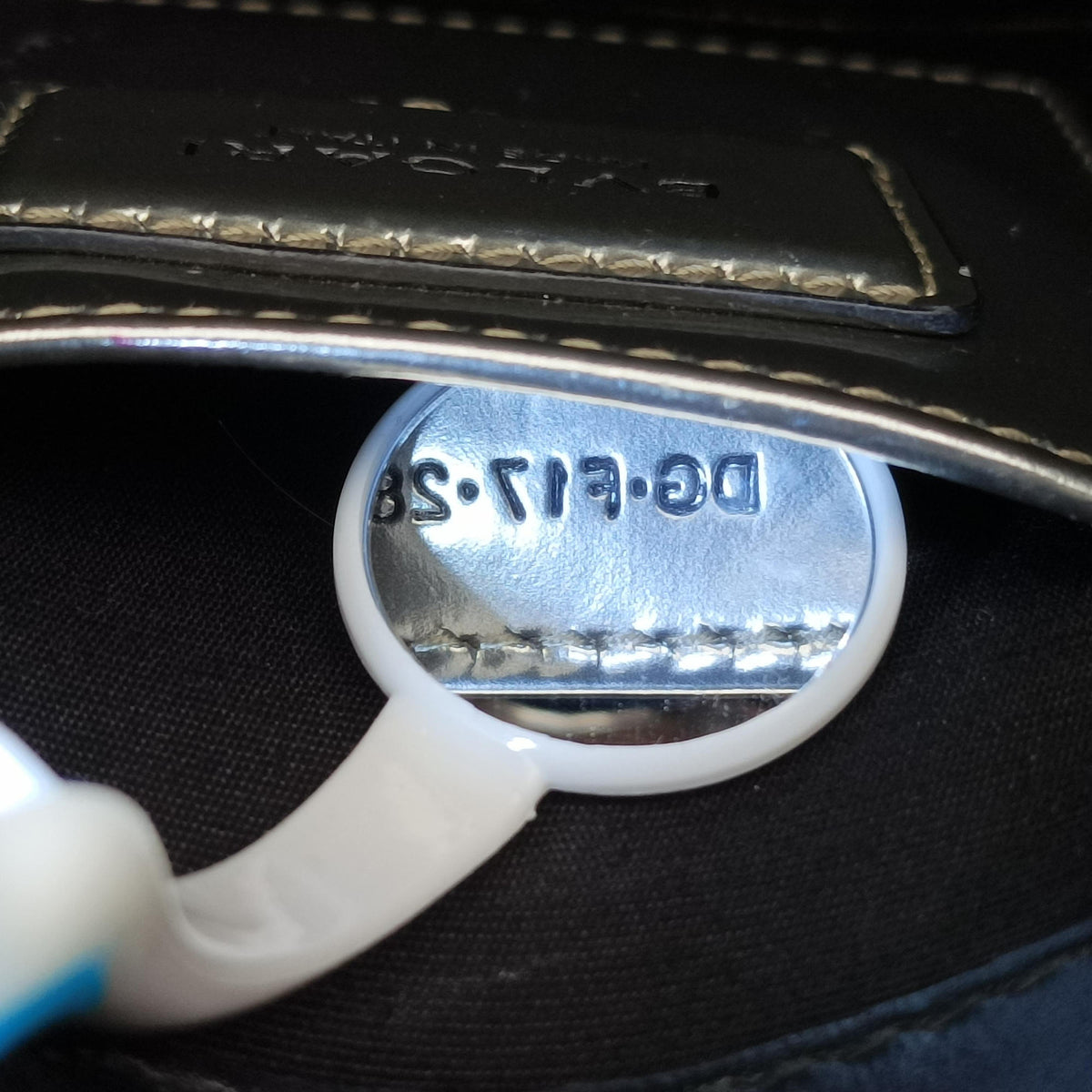Secondhand Bvlgari SERPENTI FOREVER Silver Patent Leather  shoulderbag | stylenewstar