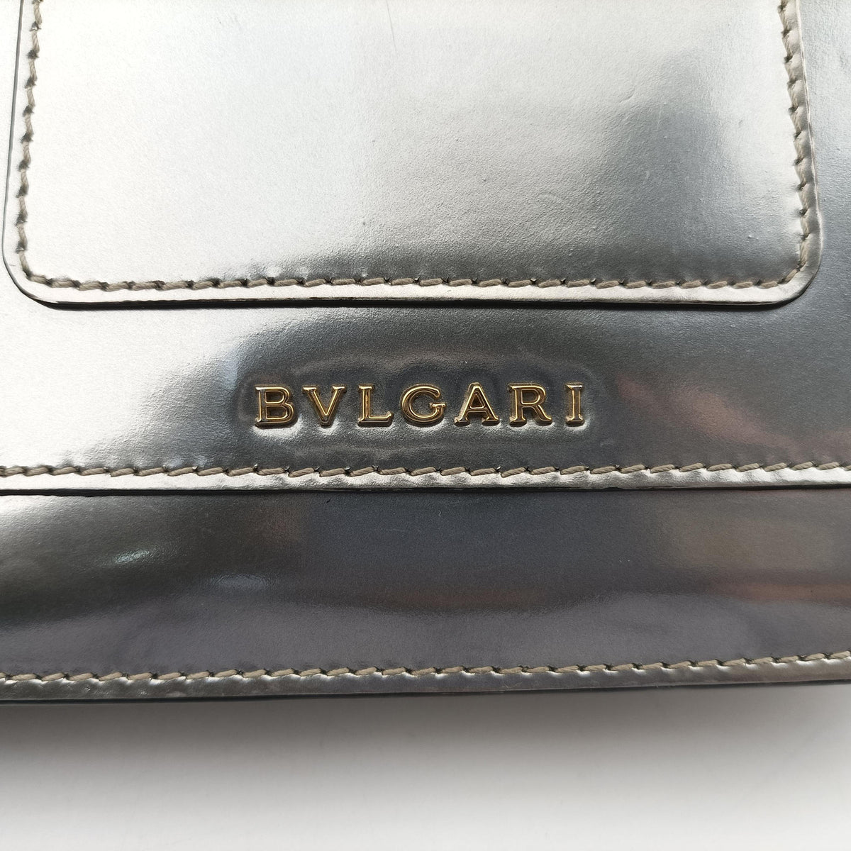 Secondhand Bvlgari SERPENTI FOREVER Silver Patent Leather  shoulderbag | stylenewstar