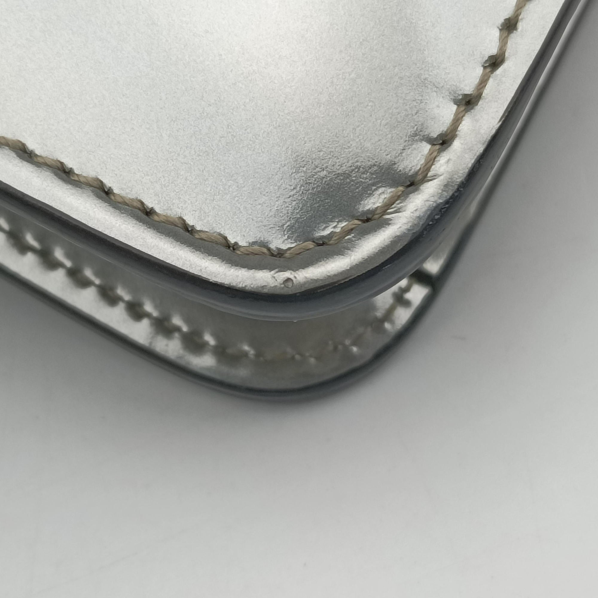 Secondhand Bvlgari SERPENTI FOREVER Silver Patent Leather  shoulderbag | stylenewstar