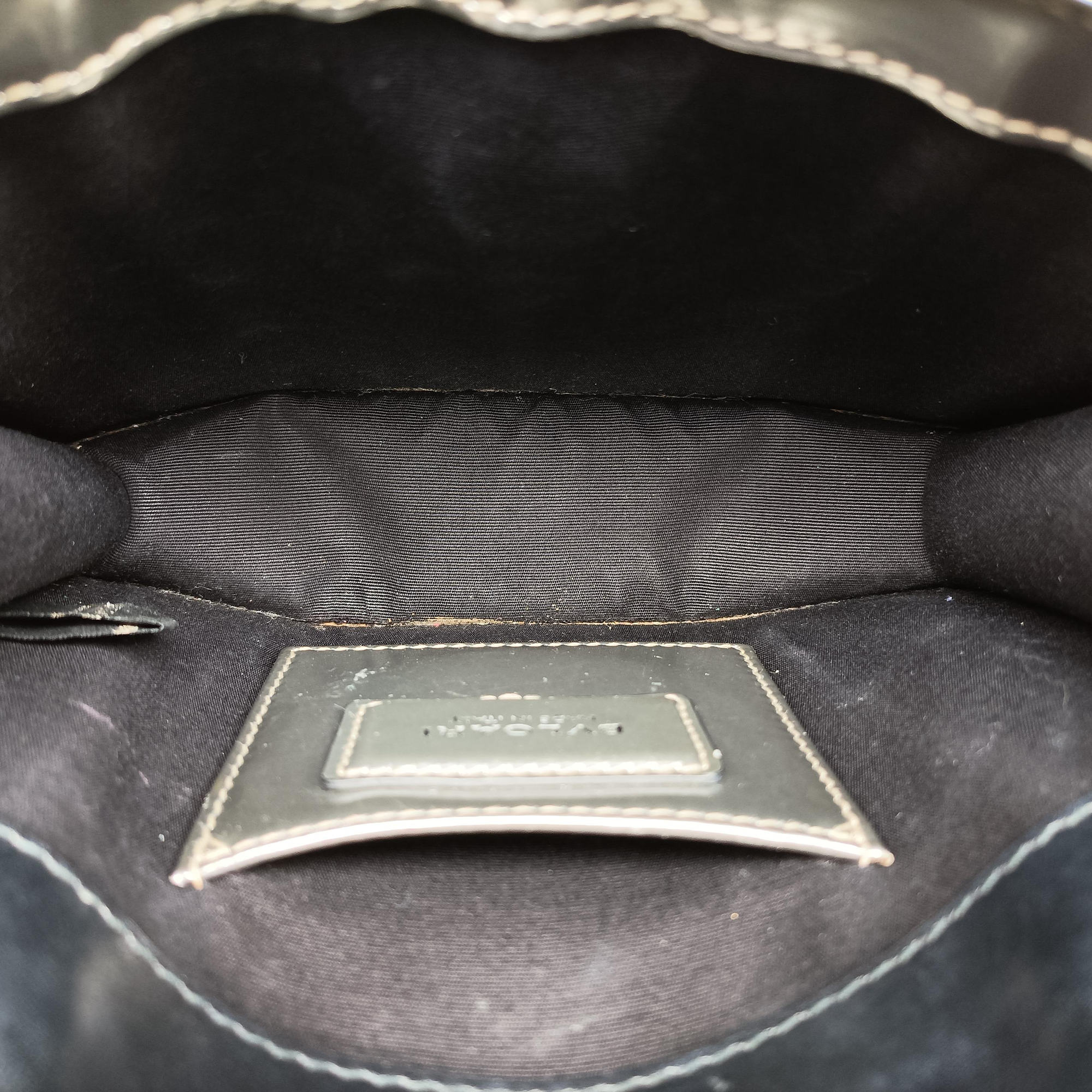 Secondhand Bvlgari SERPENTI FOREVER Silver Patent Leather  shoulderbag | stylenewstar