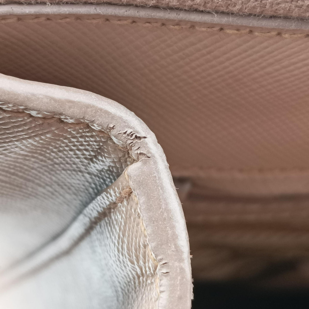 Secondhand Prada Galleria Pink SAFFIANO Leather BN2274 handbag | stylenewstar
